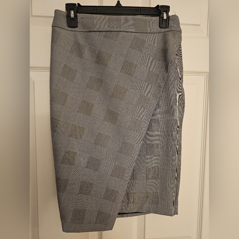 Express Pencil Skirt Houndstooth NWOT